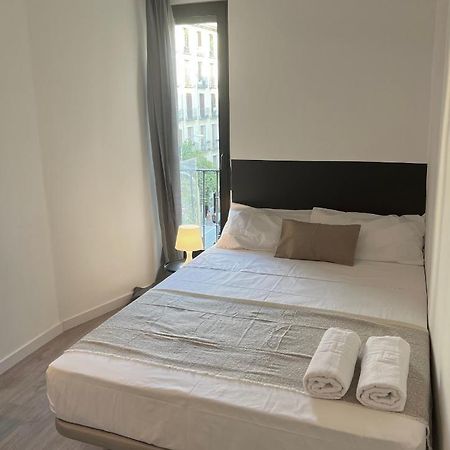 Casa De Huespedes Mi Lla Hotell Madrid Eksteriør bilde