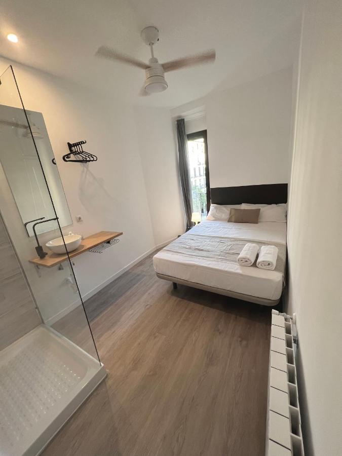 Casa De Huespedes Mi Lla Hotell Madrid Eksteriør bilde