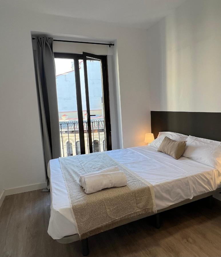 Casa De Huespedes Mi Lla Hotell Madrid Eksteriør bilde