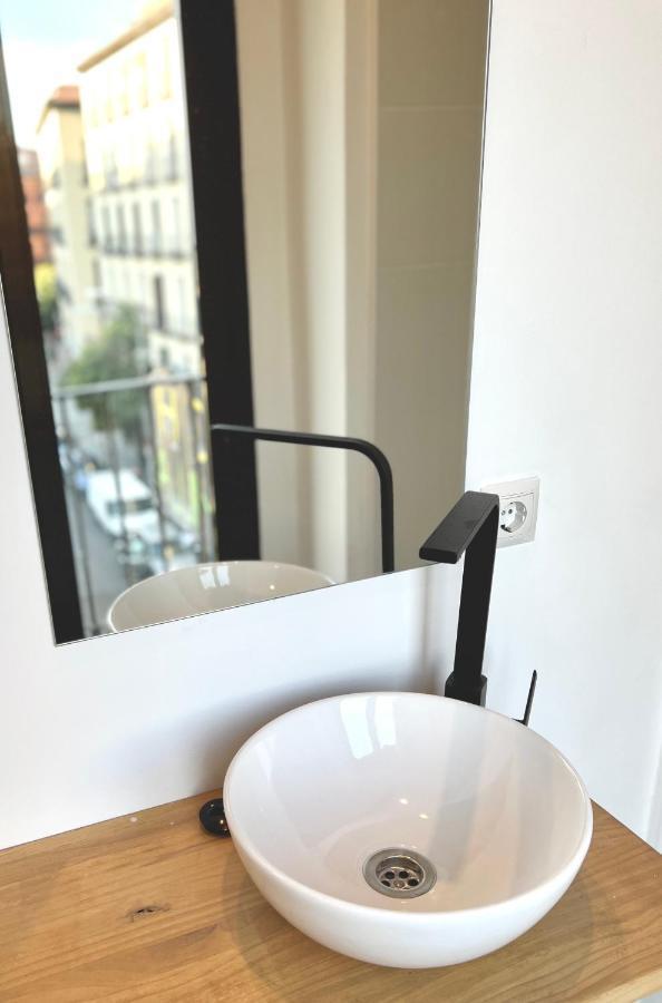Casa De Huespedes Mi Lla Hotell Madrid Eksteriør bilde