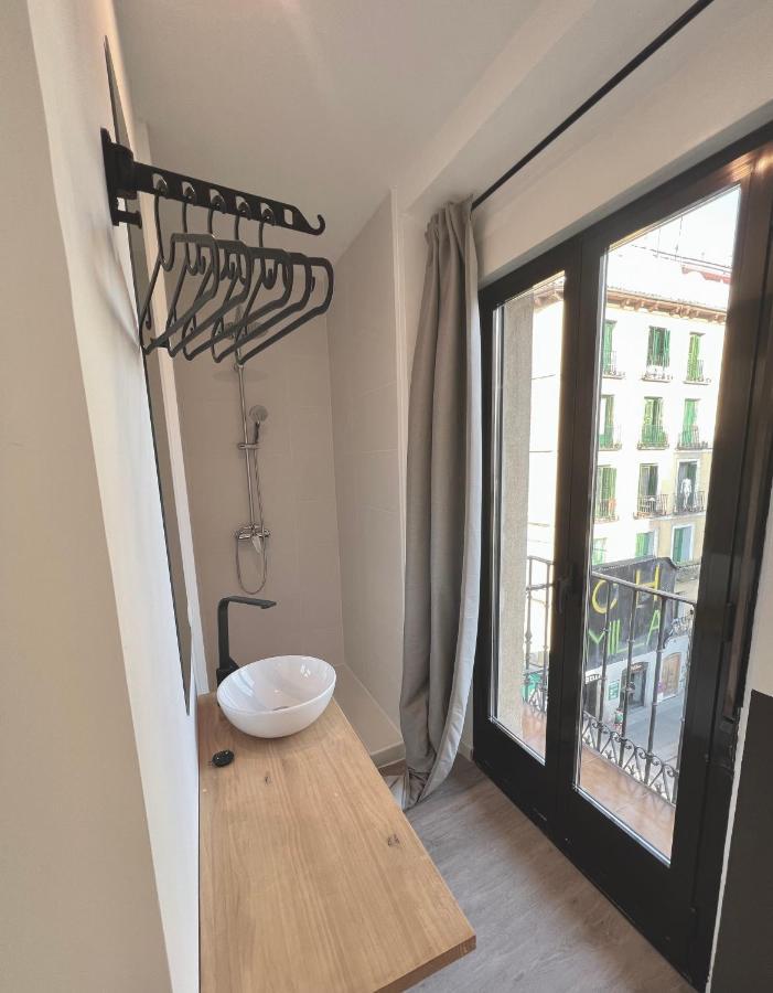 Casa De Huespedes Mi Lla Hotell Madrid Eksteriør bilde